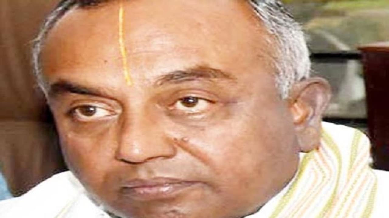 ಮುಡಾ ಹಗರಣ: ಸಂಧಿ ಬಗ್ಗೆ ಪಾಠ ಮಾಡುವ ಸಿದ್ದರಾಮಯ್ಯಗೆ ನೈತಿಕತೆ ಎಲ್ಲಿ ಹೋಗಿತ್ತು?, ಶ್ರೀವತ್ಸ ಮುಡಾ ಹಗರಣ: ಸಂಧಿ ಬಗ್ಗೆ ಪಾಠ ಮಾಡುವ ಸಿದ್ದರಾಮಯ್ಯಗೆ ನೈತಿಕತೆ ಎಲ್ಲಿ ಹೋಗಿತ್ತು?, ಶ್ರೀವತ್ಸ