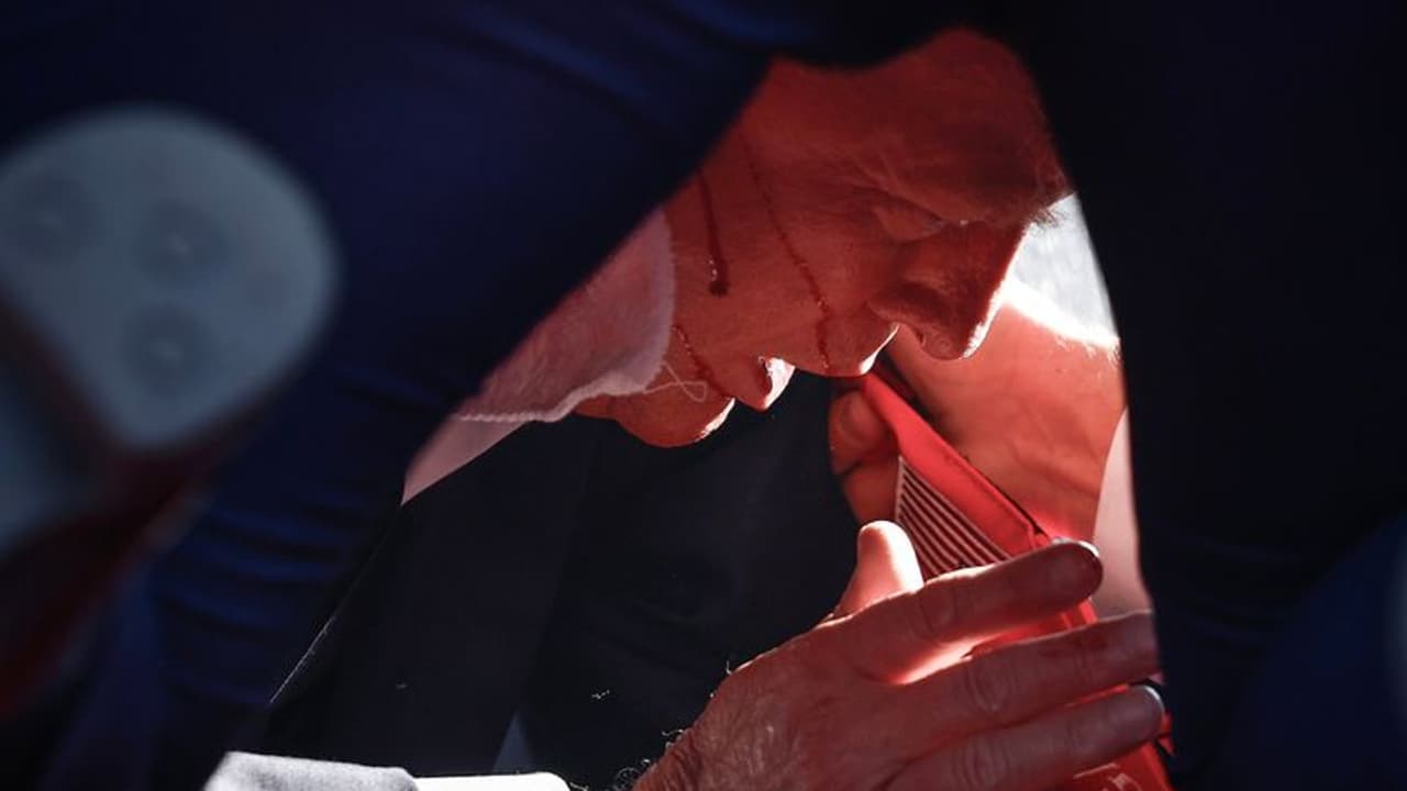 అమెరికా మాజీ అధ్యక్షుడు ట్రంప్పై హత్యాయత్నం... స్పందించిన మోదీ అమెరికా మాజీ అధ్యక్షుడు ట్రంప్పై హత్యాయత్నం... స్పందించిన మోదీ