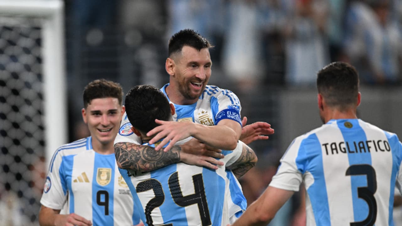 തീയതികൾ ഒന്നും അങ്ങോട്ട് ശരിയാകുന്നില്ലല്ലോ! മെസിയുടെയും സംഘത്തിന്‍റെയും വരവ്, സംശയം ഉന്നയിച്ച് പോസ്റ്റുകൾ