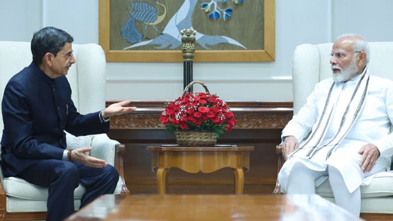 PM Modi | RN Ravi | டெல்லியில் பிரதமர் மோடியுடன் தமிழ்நாடுஆளுநர் ஆர்என் ரவி சந்திப்பு! வெளியான தகவல்!