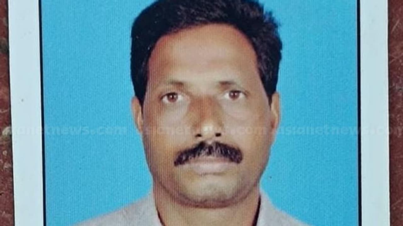 വയനാട്ടിൽ കാട്ടാന ആക്രമണത്തിൽ കൊല്ലപ്പെട്ട രാജുവിൻ്റെ മൃതദേഹം രാത്രി പോസ്റ്റ്മോര്ട്ടം ചെയ്യുന്നു വയനാട്ടിൽ കാട്ടാന ആക്രമണത്തിൽ കൊല്ലപ്പെട്ട രാജുവിൻ്റെ മൃതദേഹം രാത്രി പോസ്റ്റ്മോര്ട്ടം ചെയ്യുന്നു