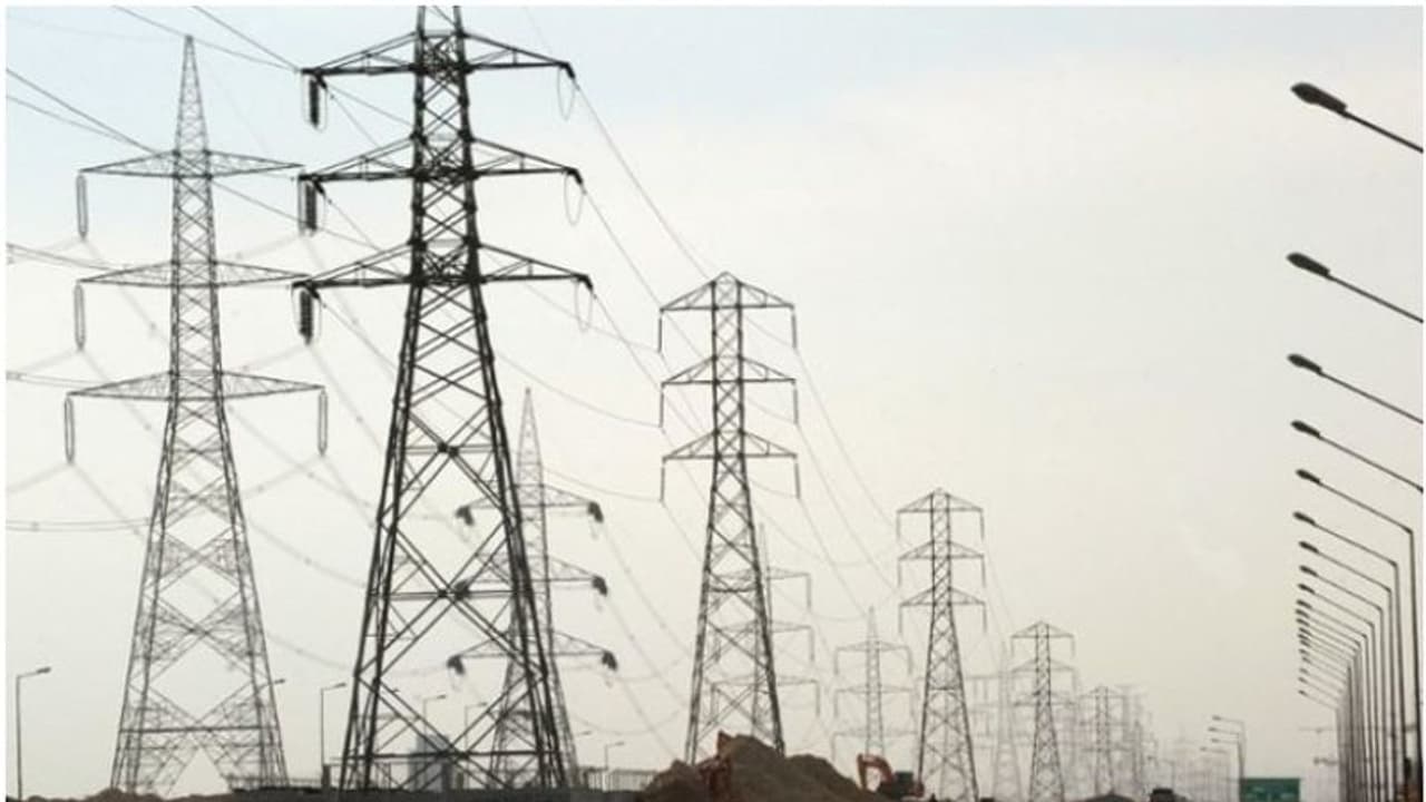 ശറൂറ വൈദ്യുതി മുടക്കം; മിന്നൽ വേഗത്തിൽ നഷ്ടപരിഹാരം, 10 ദിവസത്തിൽ ഉപഭോക്താക്കളുടെ അക്കൗണ്ടിൽ പണമെത്തി