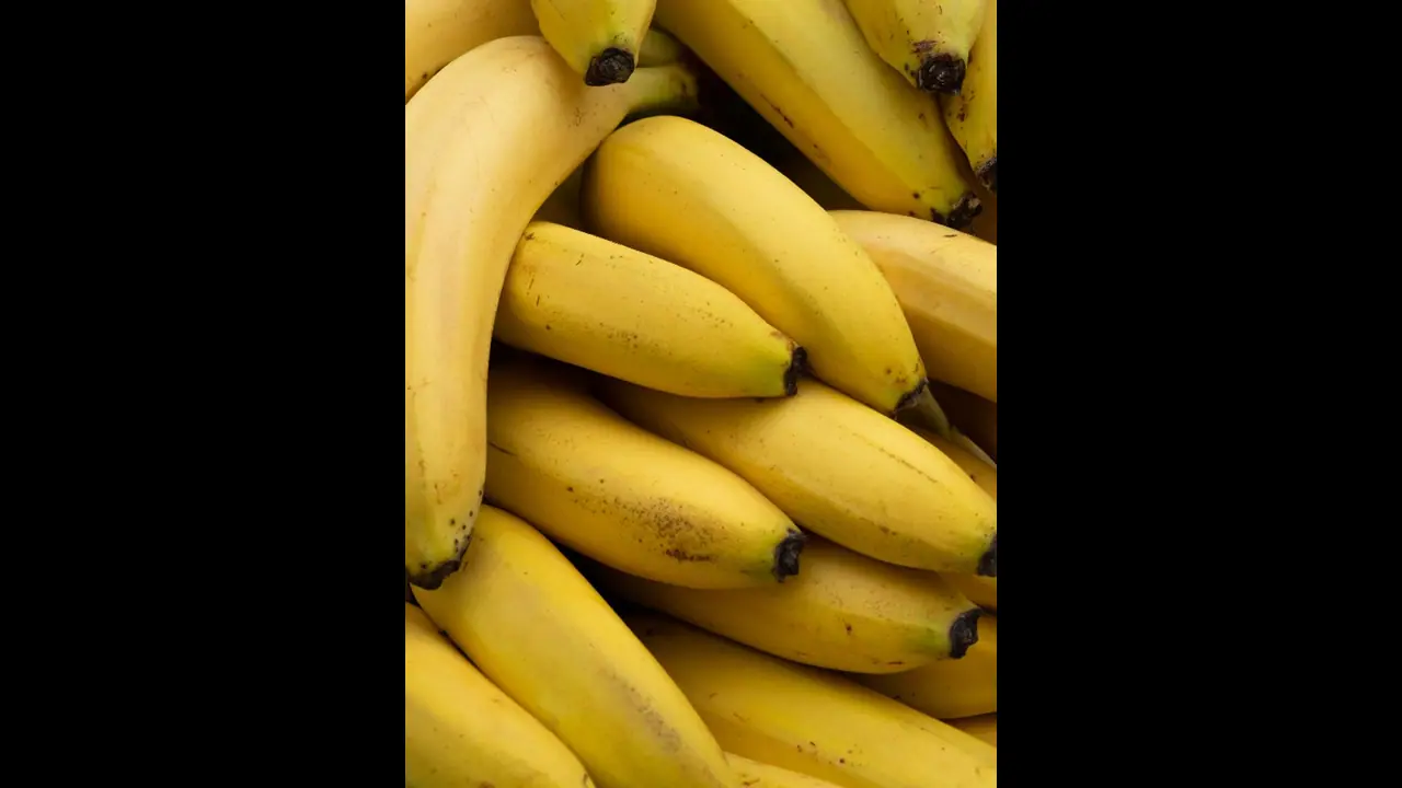 ദിവസവും ഒരു വാഴപ്പഴം കഴിക്കൂ, ഗുണങ്ങളറിയാം ദിവസവും ഒരു വാഴപ്പഴം കഴിക്കൂ, ഗുണങ്ങളറിയാം