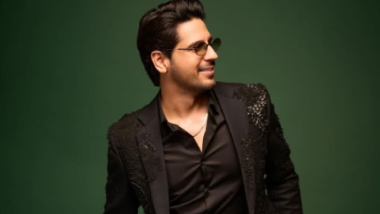 ബ്രാൻഡുകള്‍ക്ക് പ്രിയങ്കരനായി സിദ്ധാര്‍ഥ് മല്‍ഹോത്ര