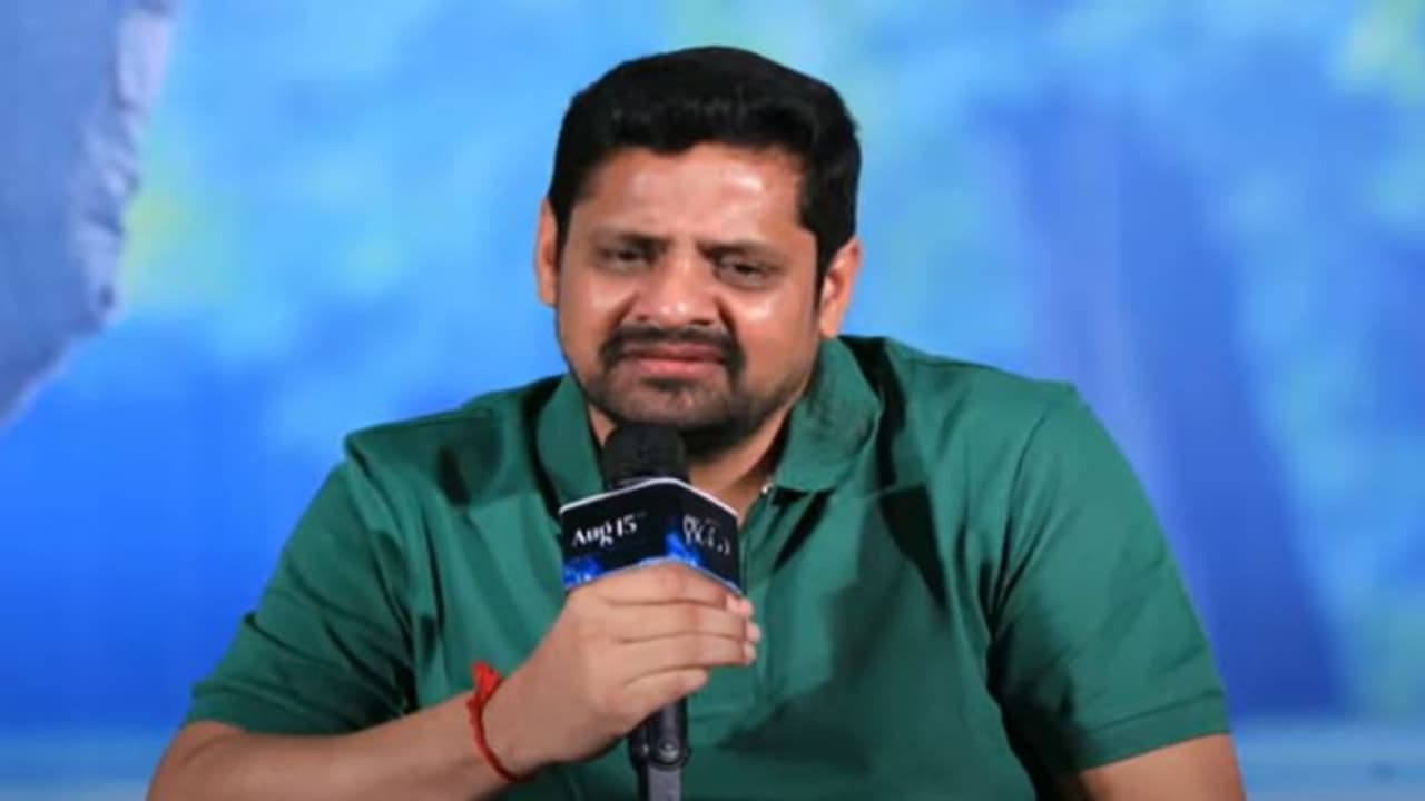 మెగా వివాదాల విషయంలో చిరంజీవి ఆలోచన ఇదే..? నిర్మాత బన్నీవాస్ క్లారిటీ.. మెగా వివాదాల విషయంలో చిరంజీవి ఆలోచన ఇదే..? నిర్మాత బన్నీవాస్ క్లారిటీ..