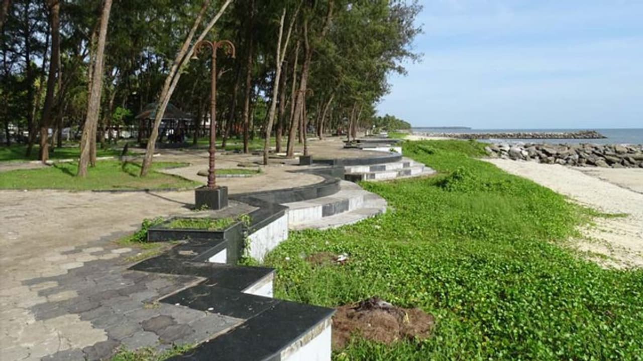 മഴയിൽ കനത്ത നാശനഷ്ടം; കാപ്പാട് ബീച്ചില്‍ നാളെ മുതൽ മൂന്ന് ദിവസം പ്രവേശനമില്ല