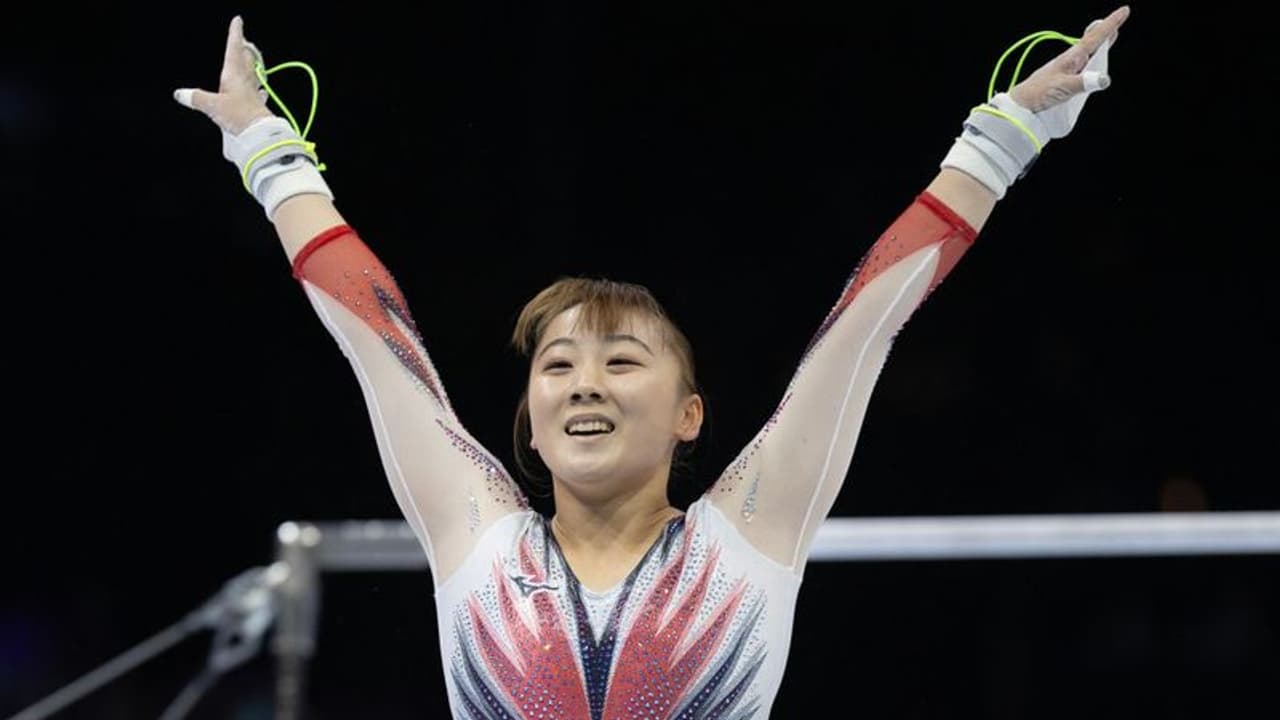 പുകവലിയും മദ്യപാനവും, ഒളിംപിക്സ് സംഘത്തിലെ വനിതാ ജിംനാസ്റ്റിക്സ് താരത്തെ പുറത്താക്കി ജപ്പാൻ പുകവലിയും മദ്യപാനവും, ഒളിംപിക്സ് സംഘത്തിലെ വനിതാ ജിംനാസ്റ്റിക്സ് താരത്തെ പുറത്താക്കി ജപ്പാൻ