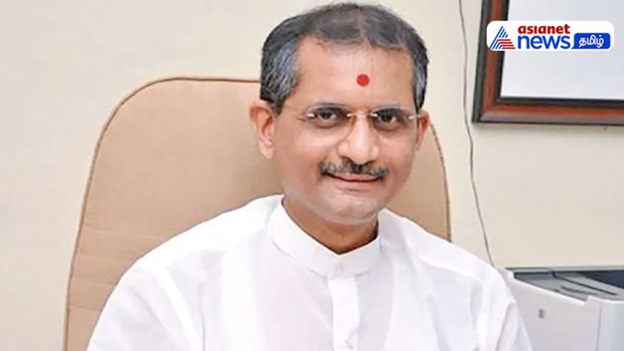 பதவிக்காலம் முடியும் முன்பே 'Manoj Soni' ராஜினாமா? அடுத்த UPSC தலைவர் யார்?