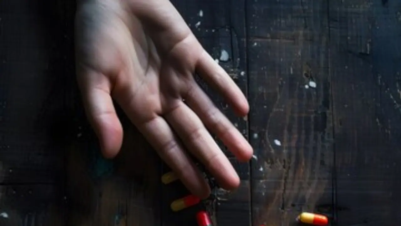 ರಾಯಚೂರು: ಬಯಲು ಶೌಚಕ್ಕೆ ಹೋದ ಮಹಿಳೆ ಮೇಲೆ ಮಣ್ಣು ಹಾಕಿದ ಜೆಸಿಬಿ ಚಾಲಕ, ಸ್ಥಳದಲ್ಲೇ ಸಾವು..! ರಾಯಚೂರು: ಬಯಲು ಶೌಚಕ್ಕೆ ಹೋದ ಮಹಿಳೆ ಮೇಲೆ ಮಣ್ಣು ಹಾಕಿದ ಜೆಸಿಬಿ ಚಾಲಕ, ಸ್ಥಳದಲ್ಲೇ ಸಾವು..!