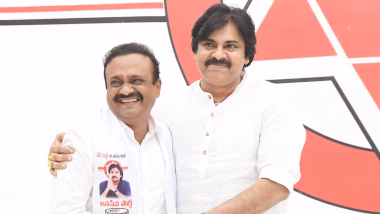 పవన్ కల్యాణ్ బాటలోనే బాలశౌరి ... అనుకున్నది సాధించేవరకు వదిలిపెట్టలేదుగా! పవన్ కల్యాణ్ బాటలోనే బాలశౌరి ... అనుకున్నది సాధించేవరకు వదిలిపెట్టలేదుగా!