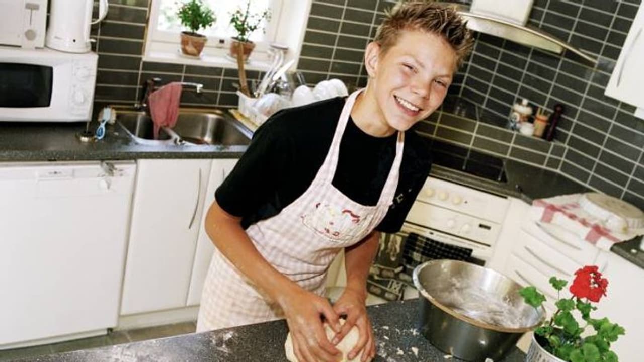 പെൺകുട്ടികൾ സ്മാർട്ടായി, ആൺകുട്ടികളോ? അവരും പഠിക്കണം പാചകം, വീട്ടിൽനിന്ന് തുടങ്ങട്ടെ; ശ്രദ്ധേയമായി കുറിപ്പ് പെൺകുട്ടികൾ സ്മാർട്ടായി, ആൺകുട്ടികളോ? അവരും പഠിക്കണം പാചകം, വീട്ടിൽനിന്ന് തുടങ്ങട്ടെ; ശ്രദ്ധേയമായി കുറിപ്പ്