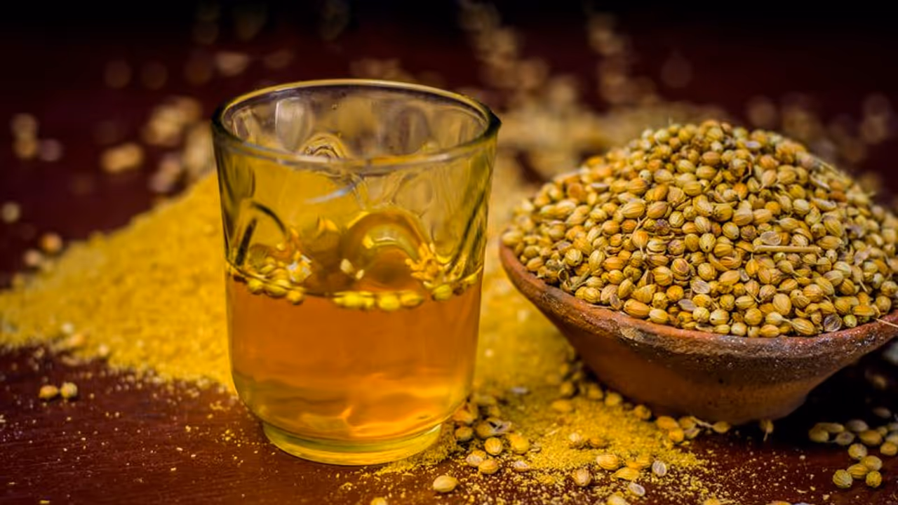 ദിവസവും വെറും വയറ്റിൽ മല്ലി വെള്ളം കുടിക്കുന്നത് ശീലമാക്കൂ, ​ഗുണങ്ങൾ പലതാണ് 