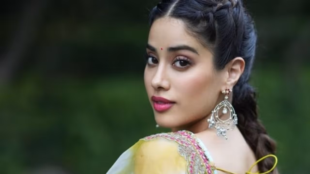 'നടക്കാനോ, സംസാരിക്കാനോ, ഭക്ഷണം കഴിക്കാനോ പറ്റാത്ത അവസ്ഥ'; അനുഭവം പങ്കുവച്ച് ജാൻവി കപൂർ