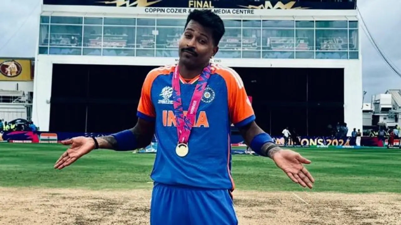 ഹാർദ്ദിക്കിനെ മാറ്റാൻ കാരണം ഫിറ്റ്നെസല്ല, അത് തുറന്നു പറയാൻ അഗാർക്കർ ധൈര്യം കാട്ടണമെന്ന് മുൻ ചീഫ് സെലക്ടർ ഹാർദ്ദിക്കിനെ മാറ്റാൻ കാരണം ഫിറ്റ്നെസല്ല, അത് തുറന്നു പറയാൻ അഗാർക്കർ ധൈര്യം കാട്ടണമെന്ന് മുൻ ചീഫ് സെലക്ടർ