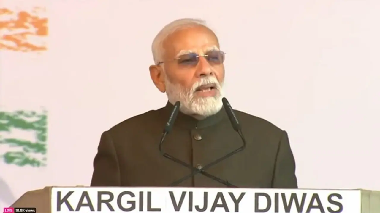 Kargil Vijay Diwas: PM Modi honours gallant efforts and sacrifices of armed forces in Ladakh (WATCH) Kargil Vijay Diwas: PM Modi honours gallant efforts and sacrifices of armed forces in Ladakh (WATCH)