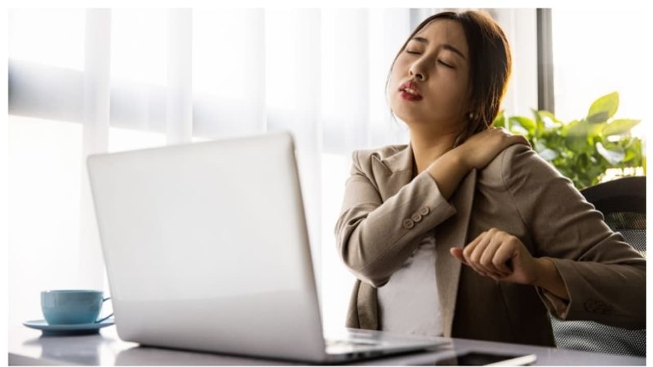 Right to Disconnect: New law empowers Australian workers to ignore after hours work communications