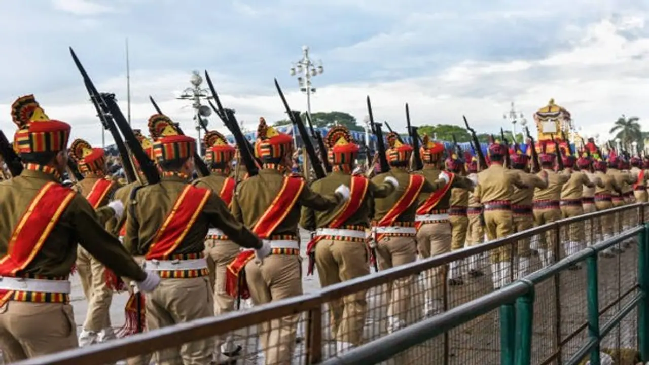 लेटेस्ट सरकारी नौकरियांःअगस्त में होगा UP पुलिस कांस्टेबल भर्ती एग्जाम फ्री बस सेवा समेत नोट करें पूरा शेड्यूल