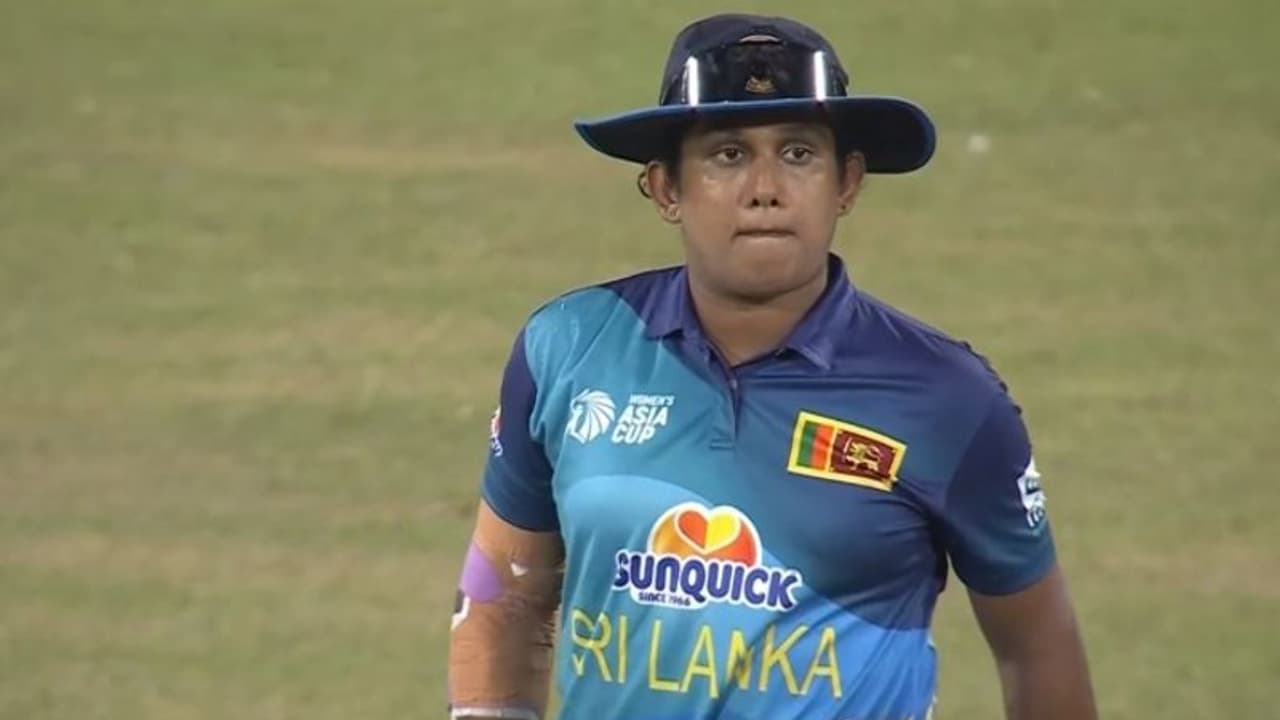 பாகிஸ்தான் மகளிர் அணியை பந்தாடிய இலங்கை மகளிர் அணி – 6ஆவது முறையாக ஃபைனலில் இந்தியா – இலங்கை பலப்பரீட்சை! 