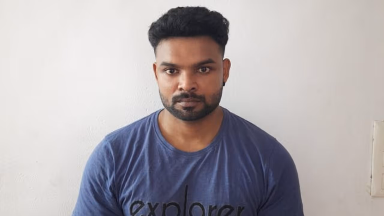 നെയ്യാറ്റിൻകരയിൽ പീഡനക്കേസിൽ കിക്ക് ബോക്സിങ് പരിശീലകൻ അറസ്റ്റിൽ നെയ്യാറ്റിൻകരയിൽ പീഡനക്കേസിൽ കിക്ക് ബോക്സിങ് പരിശീലകൻ അറസ്റ്റിൽ