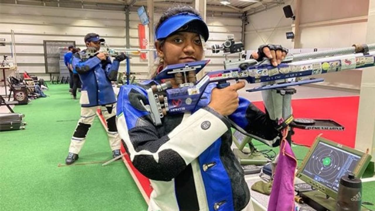 Paris 2024:முதல் போட்டியான துப்பாக்கி சுடுதலில் இந்தியா அதிர்ச்சி தோல்வி – 6, 12ஆவது இடம் பிடித்து வெளியேற்றம்