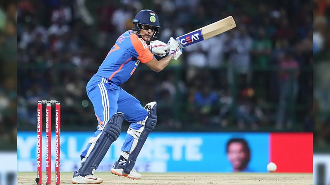 സഞ്ജുവടക്കം മുന്നിര നിരാശപ്പെടുത്തി, ഇന്ത്യയെ 137ല് ഒതുക്കി ശ്രീലങ്ക സഞ്ജുവടക്കം മുന്നിര നിരാശപ്പെടുത്തി, ഇന്ത്യയെ 137ല് ഒതുക്കി ശ്രീലങ്ക