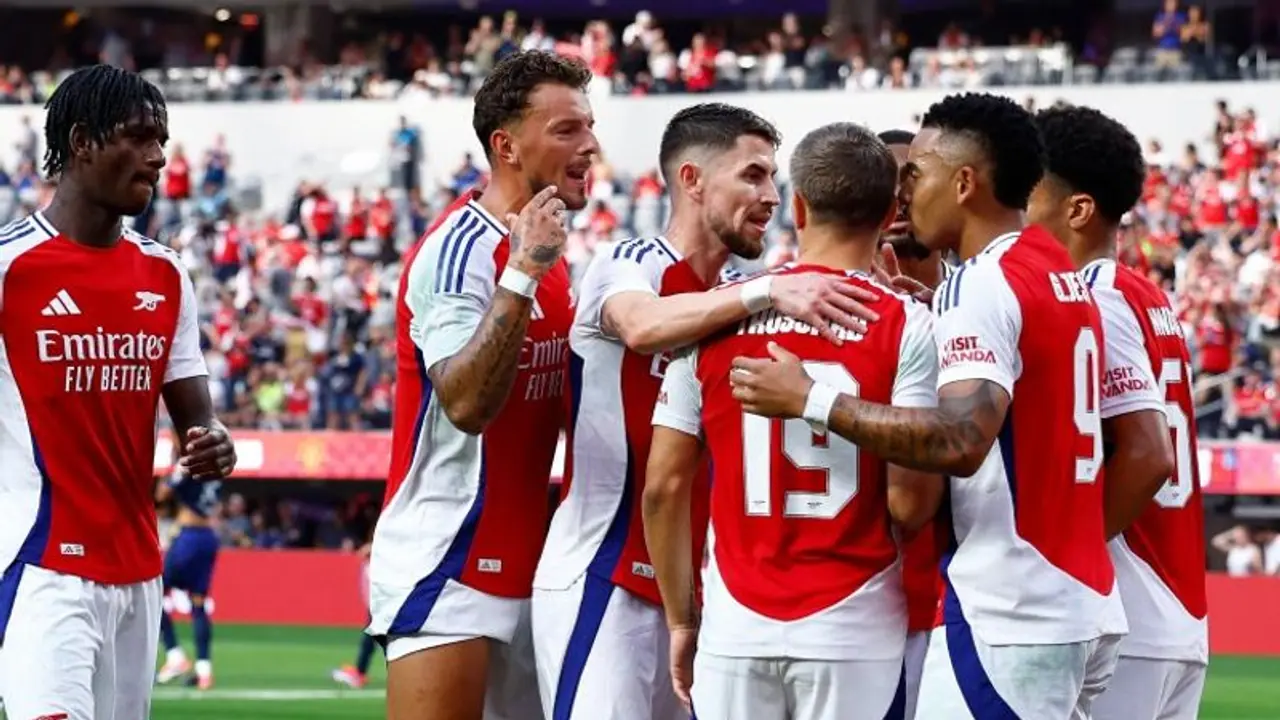 Arsenal triumph over Manchester United 2 1 in pre season clash amid injury woes for Ten Hag (WATCH)