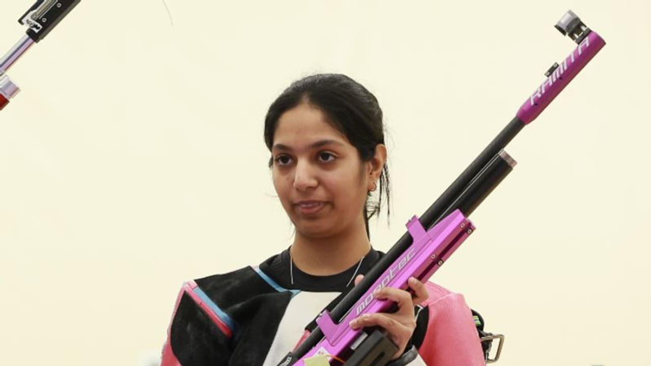 പാരിസ് ഒളിംപിക്സ്: ഫൈനലില് എത്തിയത് അഭിമാനമെന്ന് യുവ ഷൂട്ടര് റമിത ജിന്ഡാല് ഏഷ്യാനെറ്റ് ന്യൂസിനോട് പാരിസ് ഒളിംപിക്സ്: ഫൈനലില് എത്തിയത് അഭിമാനമെന്ന് യുവ ഷൂട്ടര് റമിത ജിന്ഡാല് ഏഷ്യാനെറ്റ് ന്യൂസിനോട്