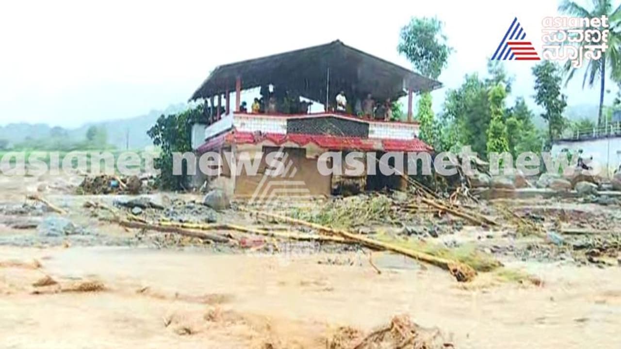 വയനാട് ഉരുൾപൊട്ടൽ: അസമിൽ നിന്നെത്തിയ 2 വിനോദ സഞ്ചാരികളെ കാണാനില്ല വയനാട് ഉരുൾപൊട്ടൽ: അസമിൽ നിന്നെത്തിയ 2 വിനോദ സഞ്ചാരികളെ കാണാനില്ല