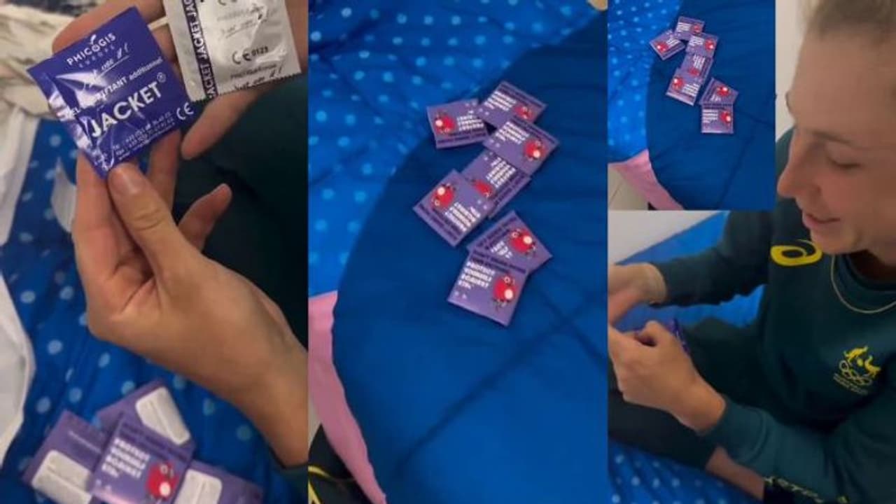 ಒಲಿಂಪಿಕ್ಸ್ ನಲ್ಲಿ ನೀಡಲಾಗಿದ್ದ ಕಾಂಡೋಮ್ ಅನ್ ಬಾಕ್ಸಿಂಗ್ ಮಾಡಿದ ಮಹಿಳಾ ಸ್ಪರ್ಧಿ, ವಿಡಿಯೋ ವೈರಲ್ ಒಲಿಂಪಿಕ್ಸ್ ನಲ್ಲಿ ನೀಡಲಾಗಿದ್ದ ಕಾಂಡೋಮ್ ಅನ್ ಬಾಕ್ಸಿಂಗ್ ಮಾಡಿದ ಮಹಿಳಾ ಸ್ಪರ್ಧಿ, ವಿಡಿಯೋ ವೈರಲ್