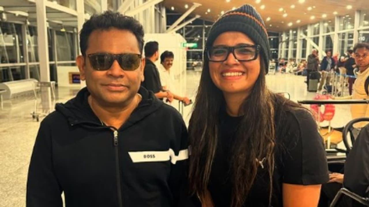 ‘ഒടുവിലത് സംഭവിച്ചു’; എ ആർ റഹ്മാനെ കണ്ട സന്തോഷത്തിൽ അമൃത സുരേഷ് ‘ഒടുവിലത് സംഭവിച്ചു’; എ ആർ റഹ്മാനെ കണ്ട സന്തോഷത്തിൽ അമൃത സുരേഷ്