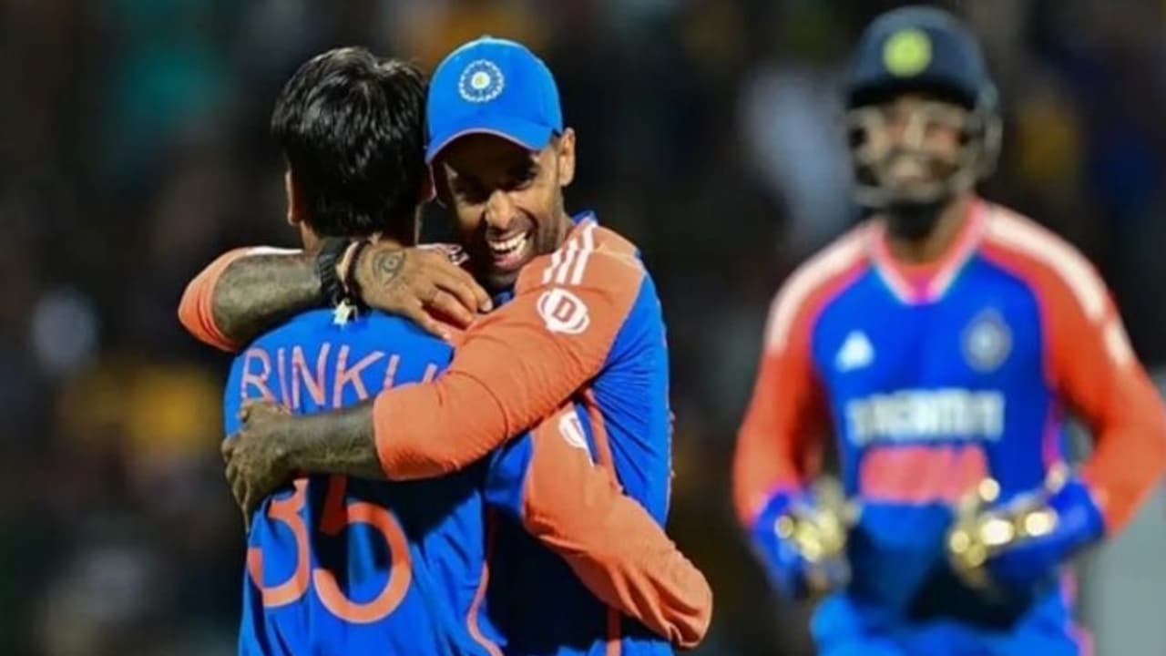 India vs Sri Lanka: ஒரே ஓவரில் 2 விக்கெட் எடுத்த ரிங்கு சிங், சூர்யகுமார் யாதவ் – அது தான் டர்னிங் பாய்ண்ட்!