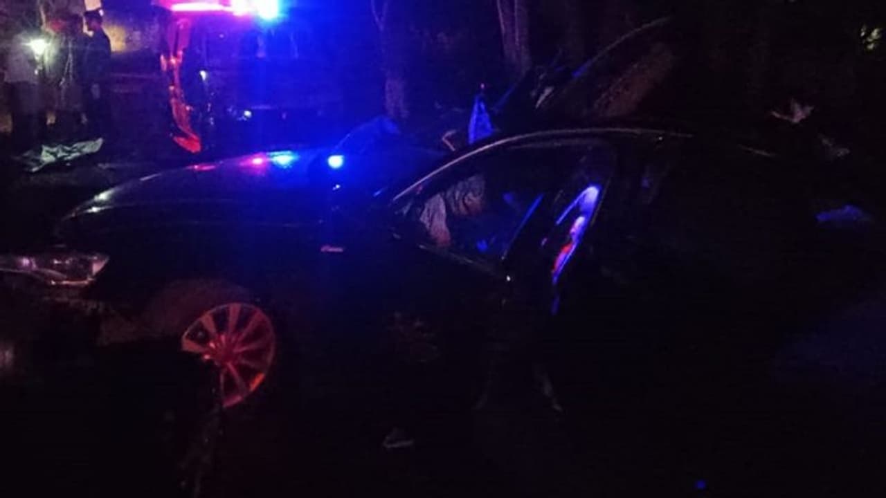 ಕೋಲಾರ: ಮರಕ್ಕೆ ಡಿಕ್ಕಿ ಹೊಡೆದ ಆಡಿ ಕಾರು, ಸ್ಥಳದಲ್ಲೇ ಮೂವರು ವಿದ್ಯಾರ್ಥಿಗಳ ದುರ್ಮರಣ