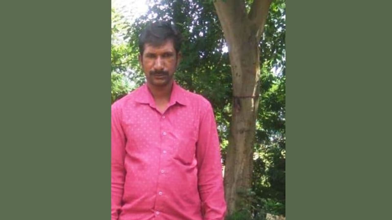 ഭാര്യയെ വിളിച്ച ആ ഒറ്റ കോൾ, പിന്നെ വിവരമൊന്നുമില്ല; രണ്ടുമാസത്തിനിപ്പുറം വീട്ടിലെത്തിയത് ചേതനയറ്റ ശരീരം ഭാര്യയെ വിളിച്ച ആ ഒറ്റ കോൾ, പിന്നെ വിവരമൊന്നുമില്ല; രണ്ടുമാസത്തിനിപ്പുറം വീട്ടിലെത്തിയത് ചേതനയറ്റ ശരീരം