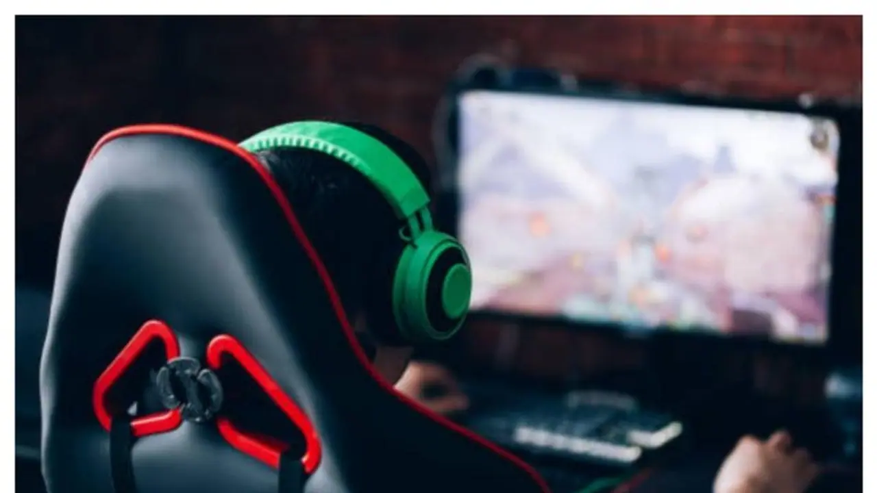 சிறுவனின் உயிரை குடித்த ஆன்லைன் கேம்; தற்கொலைக்கு ப்ளூ பிரிண்ட் தயாரித்து விபரீத முடிவு