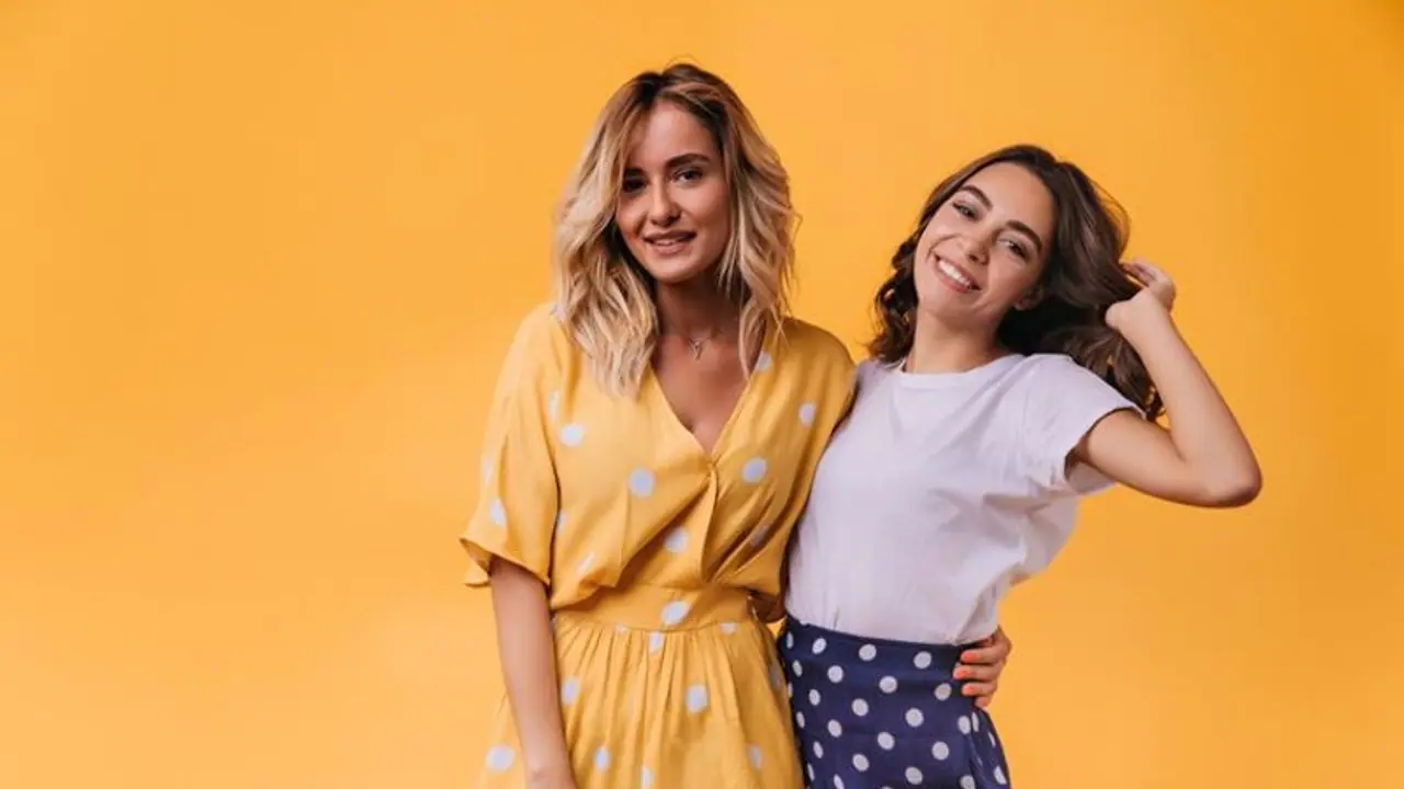 Sharing a Room with Your Sister? Important Dos and Don'ts for a Stronger Bond Sharing a Room with Your Sister? Important Dos and Don'ts for a Stronger Bond