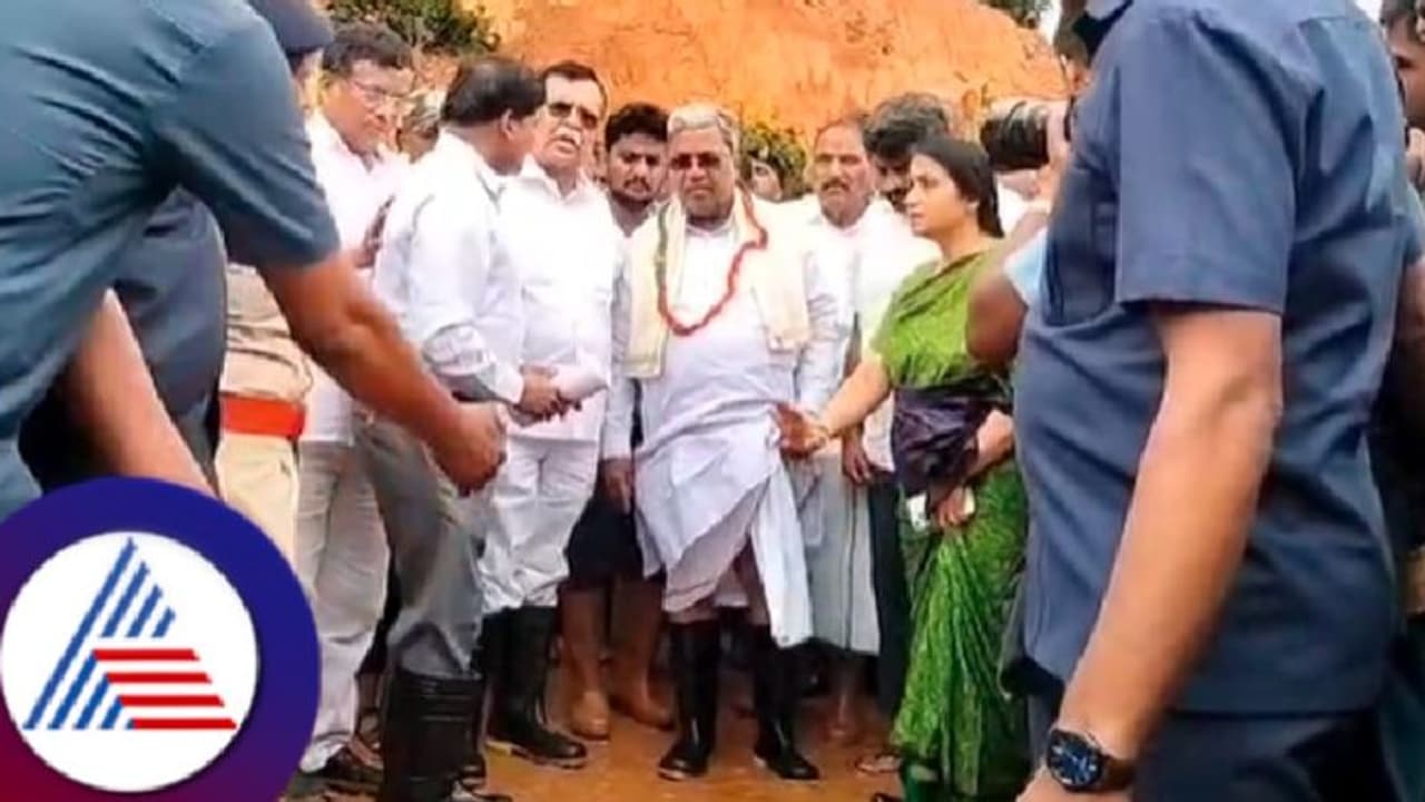 ದೇಶದಲ್ಲಿ ಭ್ರಷಾಚಾರದ ಪಿತಾಮಹ ಯಾರಾದ್ರೂ ಇದ್ರೆ ಅದು ಬಿಜೆಪಿ: ಸಿಎಂ ವಾಗ್ದಾಳಿ ದೇಶದಲ್ಲಿ ಭ್ರಷಾಚಾರದ ಪಿತಾಮಹ ಯಾರಾದ್ರೂ ಇದ್ರೆ ಅದು ಬಿಜೆಪಿ: ಸಿಎಂ ವಾಗ್ದಾಳಿ