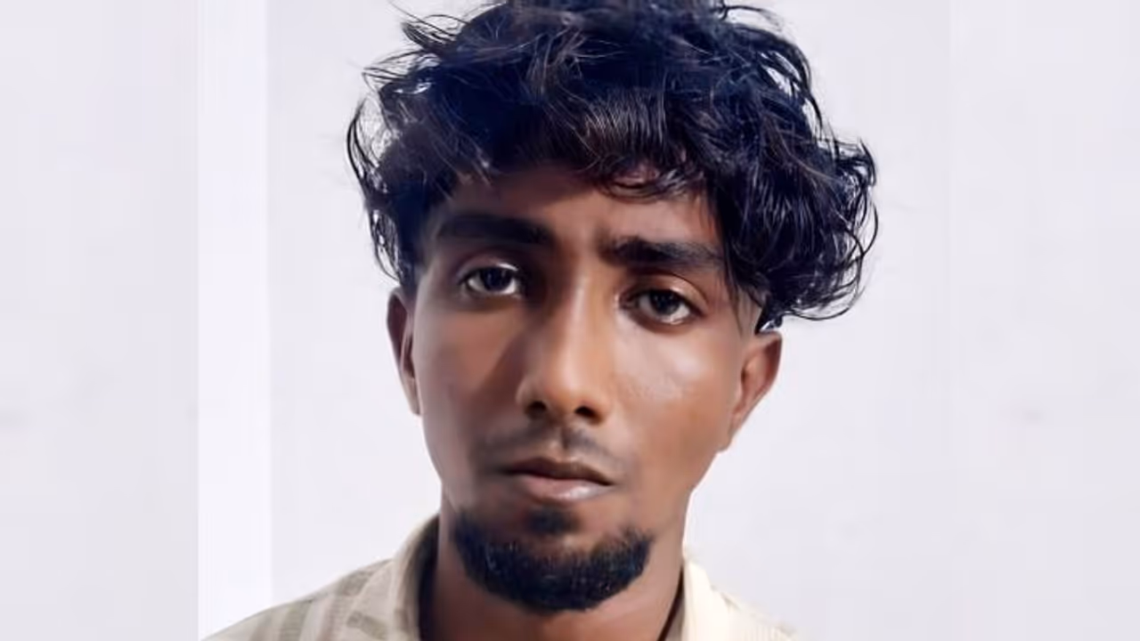 ഇൻസ്റ്റയിൽ പരിചയപ്പെട്ട പെൺകുട്ടിയെ ശാരീരികമായി പീഡിപ്പിച്ചു, തൃശൂർ പൊലീസ് കൊല്ലത്തെത്തി യുവാവിനെ പിടികൂടി ഇൻസ്റ്റയിൽ പരിചയപ്പെട്ട പെൺകുട്ടിയെ ശാരീരികമായി പീഡിപ്പിച്ചു, തൃശൂർ പൊലീസ് കൊല്ലത്തെത്തി യുവാവിനെ പിടികൂടി