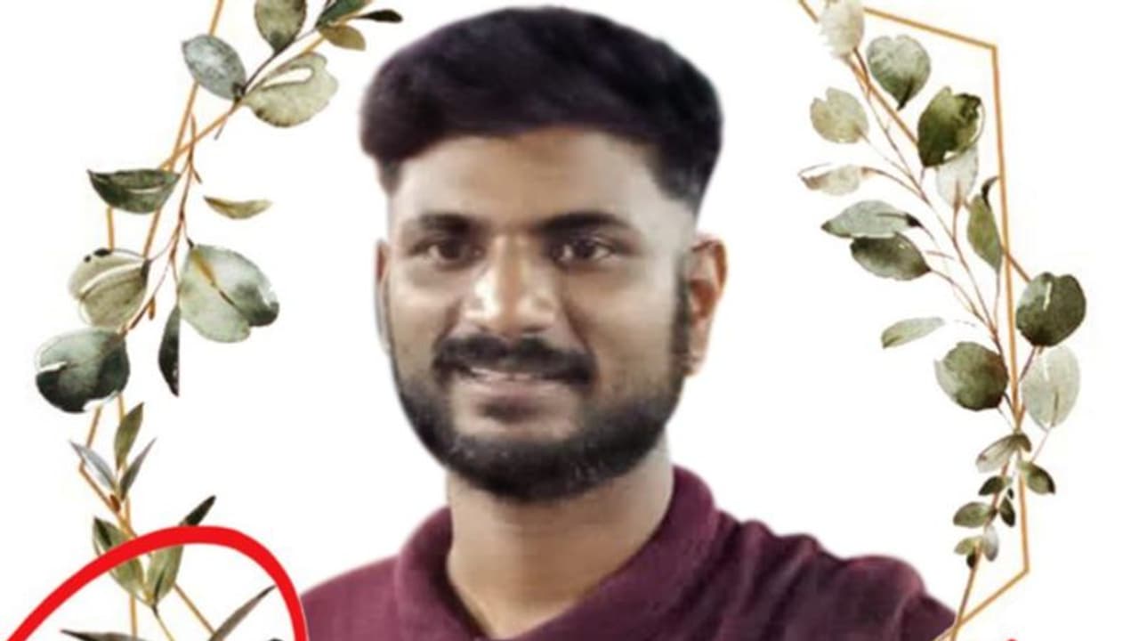 റോഡിലെ വെള്ളം മുറിച്ചുകടക്കുന്നതിനിടെ ഒഴുക്കിൽ പെട്ടു, തെരച്ചിലിൽ യുവാവിന്റെ മൃതദേഹം കണ്ടെത്തി റോഡിലെ വെള്ളം മുറിച്ചുകടക്കുന്നതിനിടെ ഒഴുക്കിൽ പെട്ടു, തെരച്ചിലിൽ യുവാവിന്റെ മൃതദേഹം കണ്ടെത്തി