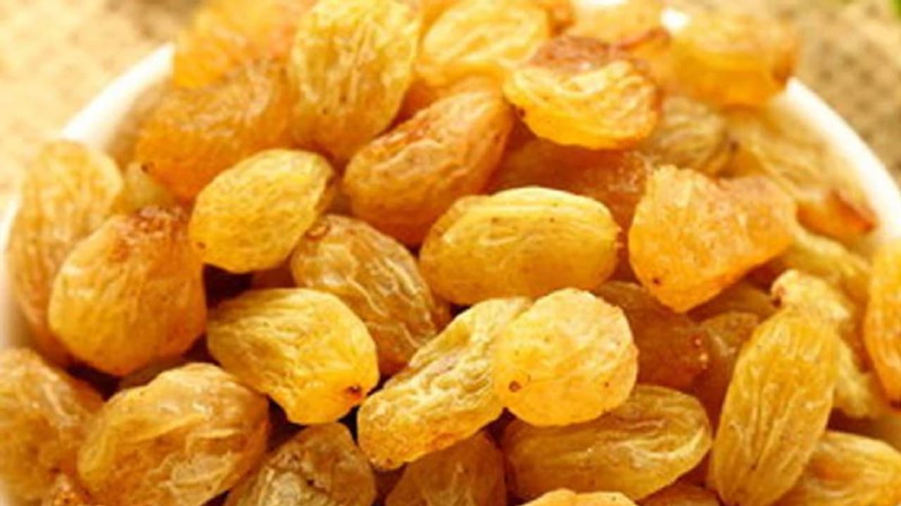 Dry Raisins Dry Raisins