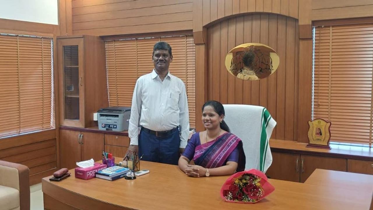 ವಯನಾಡು ದುರಂತದ ಕಾರ್ಯಾಚರಣೆ ಮಾಡ್ತಿರೋ ಜಿಲ್ಲಾಧಿಕಾರಿ, ಕೇರಳಿಗರ ಮನ ಸೆಳೆದ ಕೋಟೆನಾಡಿನ ವೀರ ನಾರಿ ಮೇಘಶ್ರೀ!