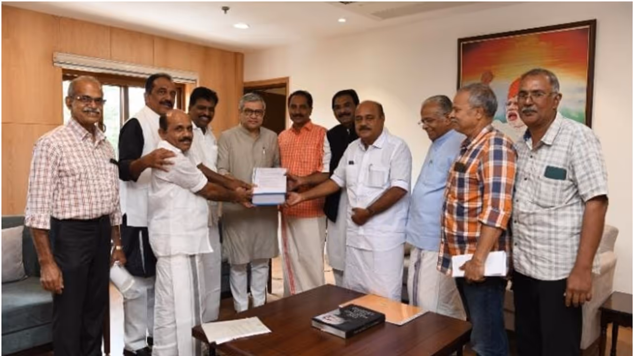 കെ റെയിലിനെ കേന്ദ്രസർക്കാർ അനുകൂലിക്കുന്നില്ല, റെയിൽവെ മന്ത്രി അശ്വനി വൈഷ്ണവ് അറിയിച്ചെന്ന് സമരസമിതി 