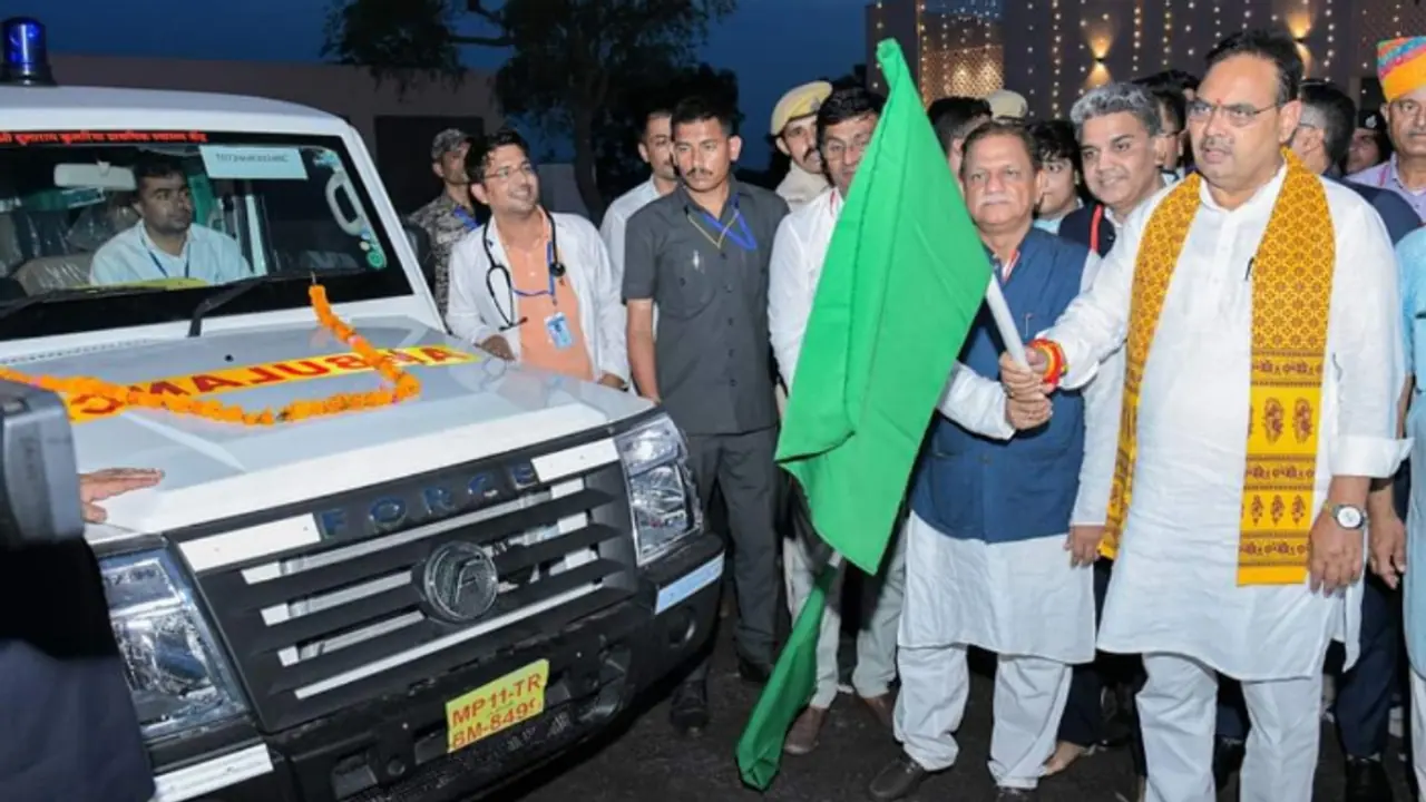 Narsi Kularia and Jagdish Kularia facilitate the transfer of Nokha Primary Healthcare Centre to the Rajasthan 