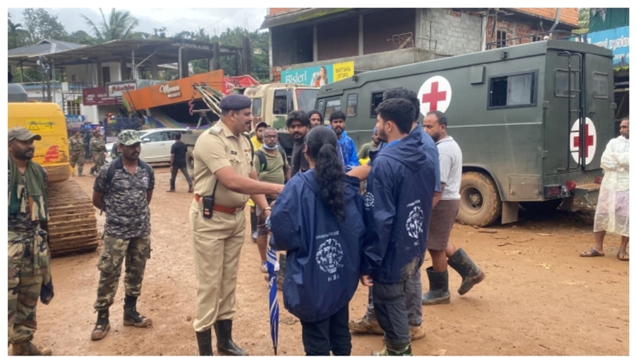 ഉരുള്‍പൊട്ടലില്‍ അകപ്പെട്ട വളര്‍ത്തു തെരുവ് മൃഗങ്ങള്‍ക്കായി കരുതല്‍ വേണം 
