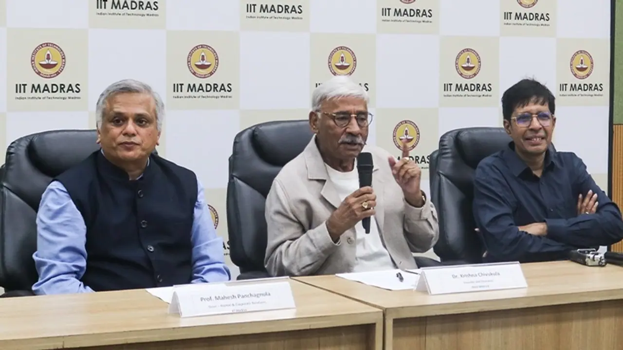 சென்னை ஐஐடிக்கு ரூ.228 கோடி அள்ளிக் கொடுத்த முன்னாள் மாணவர்! கல்விக்காக மிகப்பெரிய நன்கொடை இதுதான்!