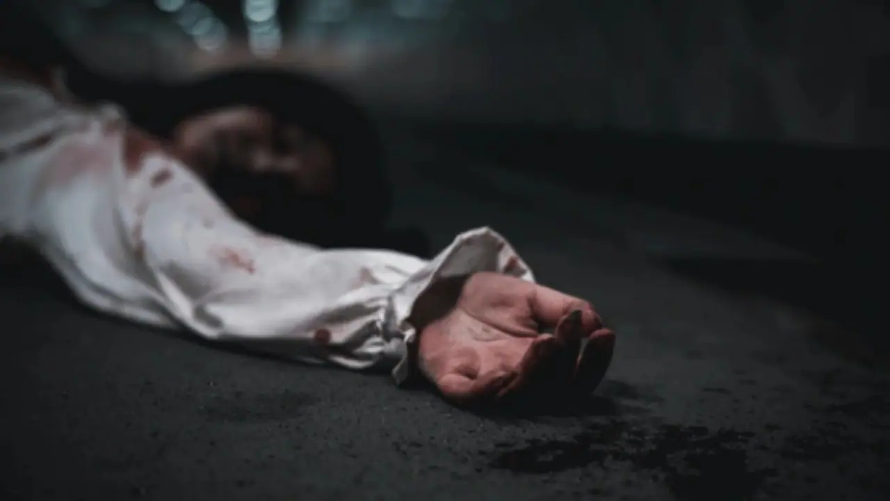 அவன் கூட பழகாதனு சொன்னா கேக்க மாட்டியா? சகோதரியை கொன்று தொங்விட்ட அண்ணன் மதுரையில் பரபரப்பு அவன் கூட பழகாதனு சொன்னா கேக்க மாட்டியா? சகோதரியை கொன்று தொங்விட்ட அண்ணன் மதுரையில் பரபரப்பு