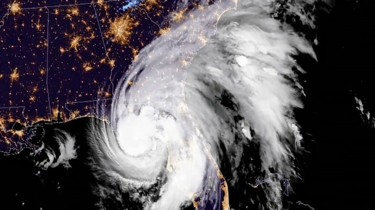 Tropical storm Debby hurricane Florida: Flooding rain, strong winds in Southeast coast of US Tropical storm Debby hurricane Florida: Flooding rain, strong winds in Southeast coast of US