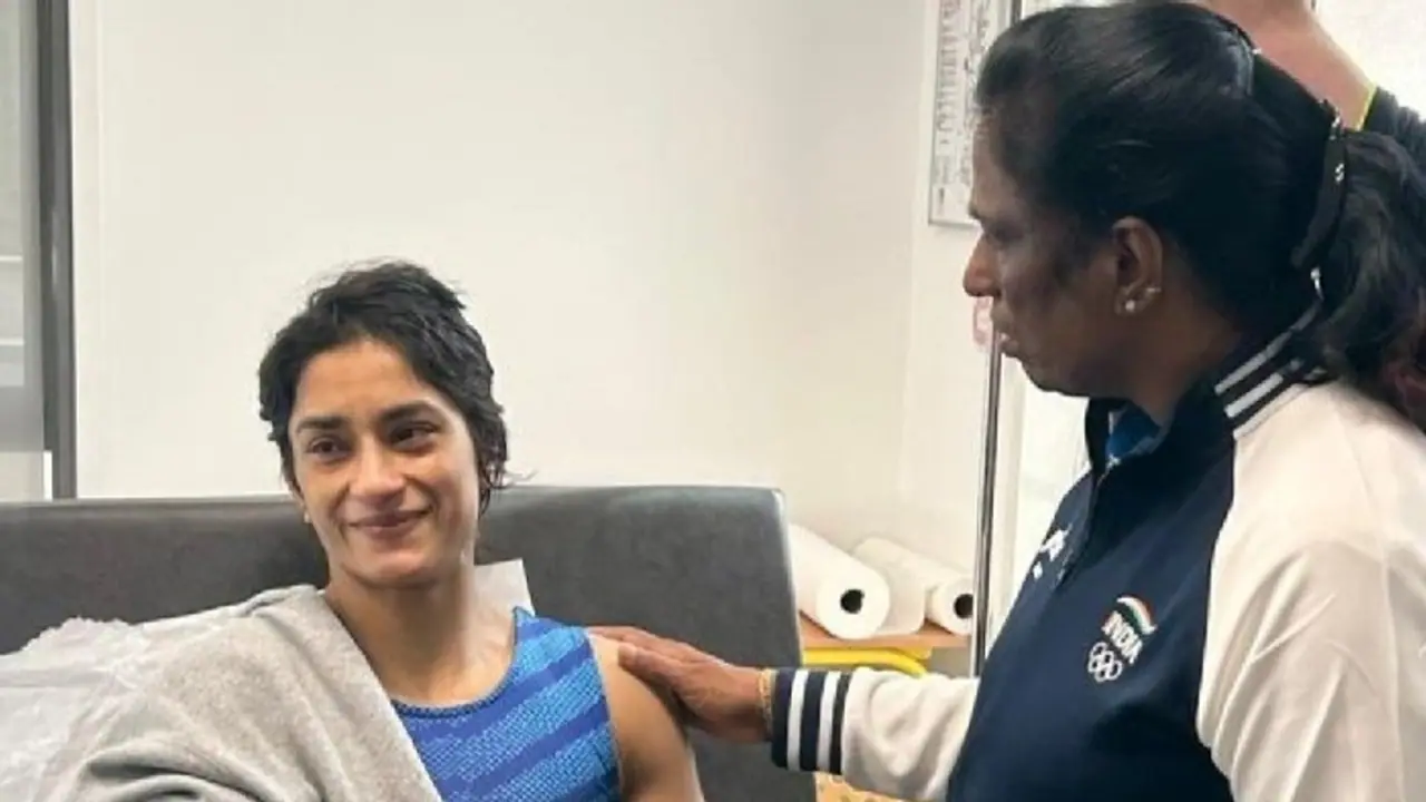 Big Breaking: ವಿನೇಶ್ ಫೋಗಾಟ್ ಮನವಿ ಅಂಗೀಕರಿಸಿದ ಕ್ರೀಡಾ ನ್ಯಾಯ ಮಂಡಳಿ..! ಸಿಹಿ ಸುದ್ದಿಗೆ ಕ್ಷಣಗಣನೆ Big Breaking: ವಿನೇಶ್ ಫೋಗಾಟ್ ಮನವಿ ಅಂಗೀಕರಿಸಿದ ಕ್ರೀಡಾ ನ್ಯಾಯ ಮಂಡಳಿ..! ಸಿಹಿ ಸುದ್ದಿಗೆ ಕ್ಷಣಗಣನೆ