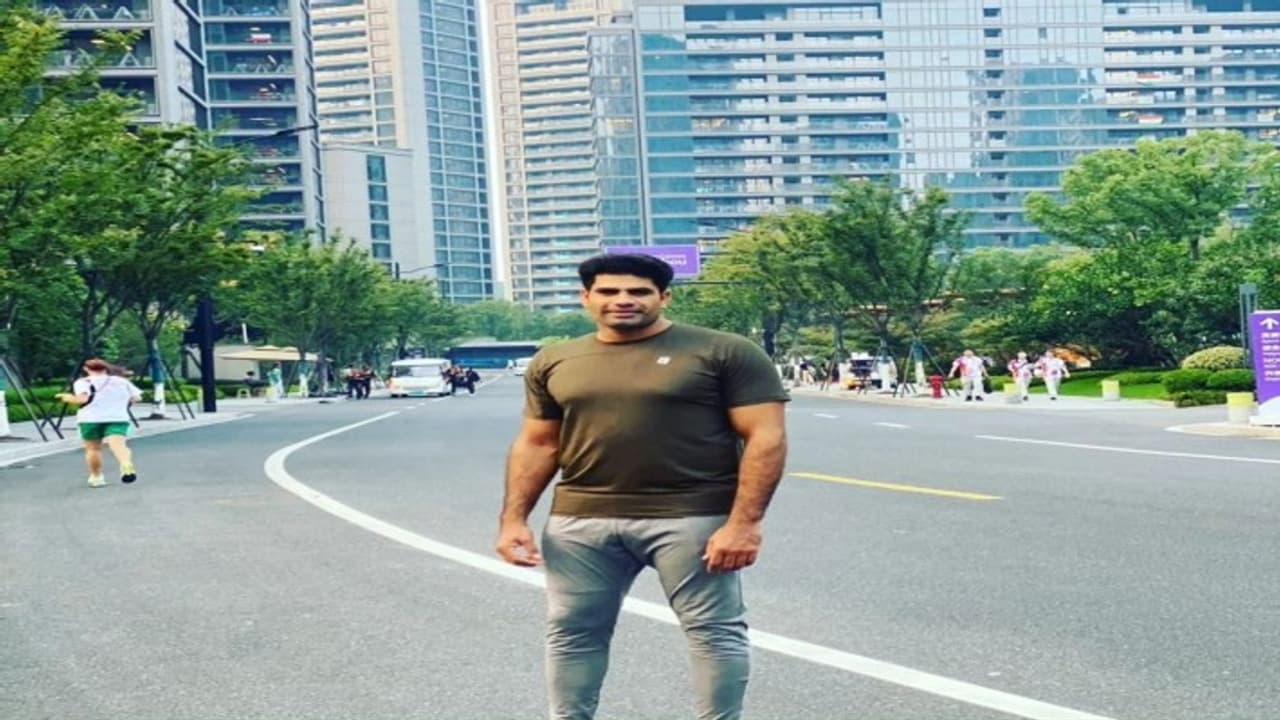 Pakistan's Arshad Nadeem won gold medal in Paris Olympics Pakistan's Arshad Nadeem won gold medal in Paris Olympics