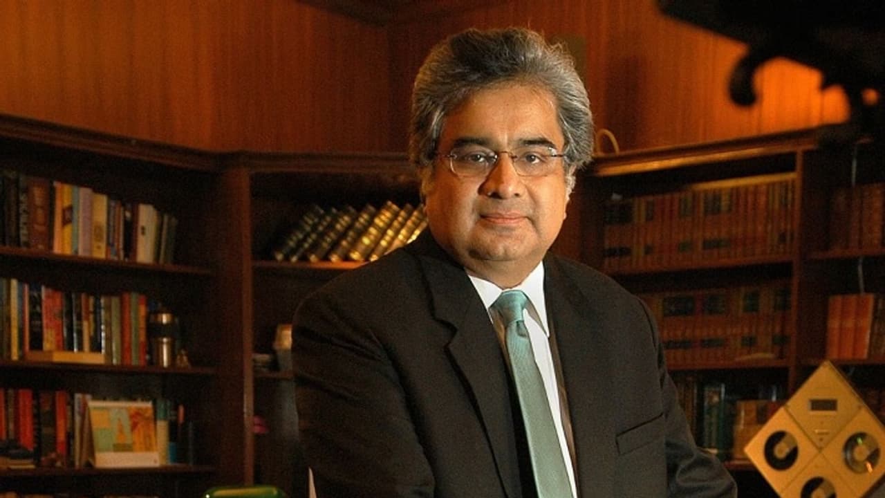 पेरिस ओलंपिक: क्या विनेश फोगाट को मिलेगा सिल्वर? कौन है उनका केस लड़ने वाला फेमस लॉयर पेरिस ओलंपिक: क्या विनेश फोगाट को मिलेगा सिल्वर? कौन है उनका केस लड़ने वाला फेमस लॉयर