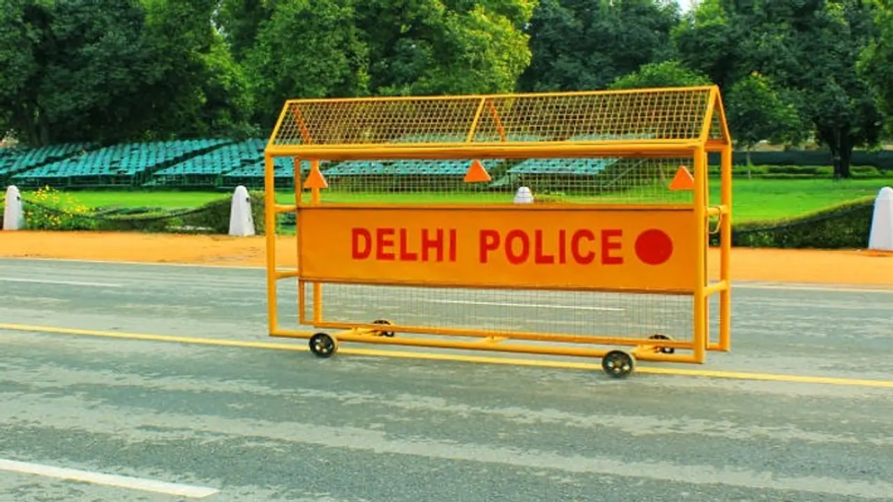 Delhi traffic advisory issued for February 20 due to CM oath taking ceremony; Routes to avoid and key guidelin